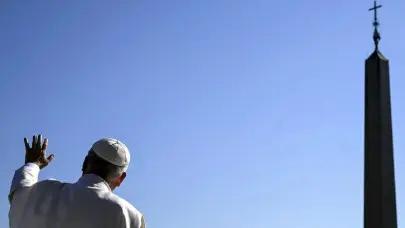 León XIV insta a seguir explorando el universo para crear un mundo más justo y pacífico