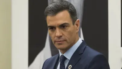 Acechado por un escándalo, Pedro Sánchez reta a la oposición española a plantear una moción de censura
