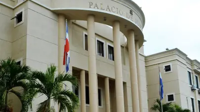 Veinte años de prisión para hombre que intentó asesinar a su expareja en Santiago