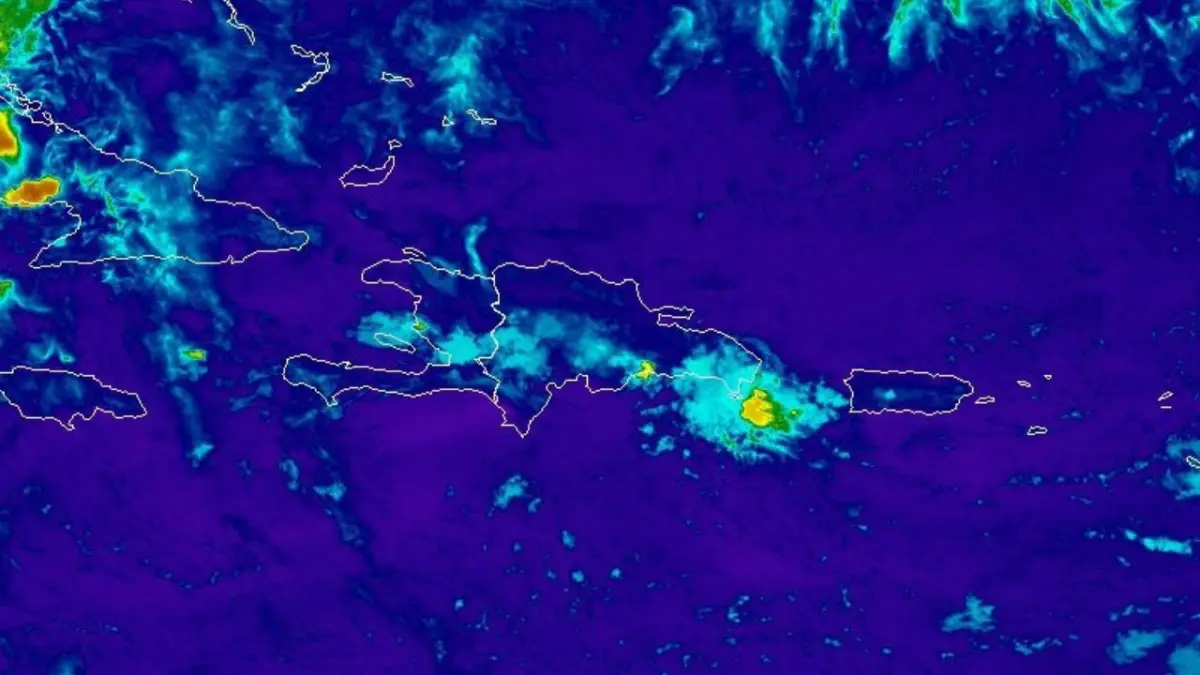 Chubascos locales con posibles tronadas y ráfagas de viento hacia varios puntos del país