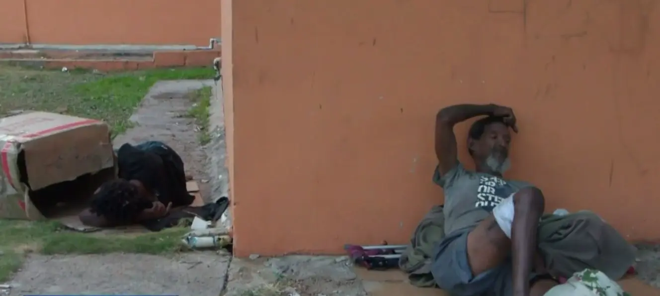 Desamparados buscan reconstruir sus vidas