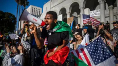 Las protestas disminuyen en Los &Aacute;ngeles tras la masiva manifestaci&oacute;n contra Trump