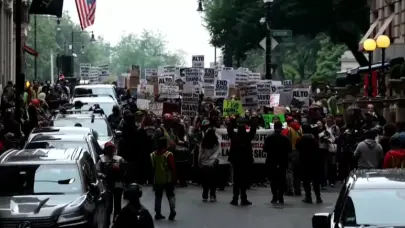 Protestas contra redadas se extienden por EE.UU.; Trump despliega la Guardia Nacional