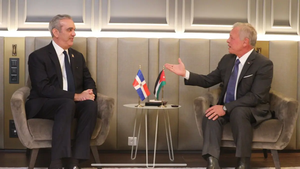 Presidente Abinader y el Rey de Jordania sostienen reunión bilateral