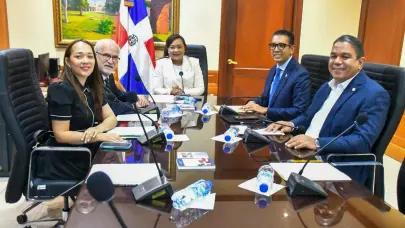 Comisión que estudia proyecto de ley sobre libertad de expresión escuchó a representantes de Participación Ciudadana