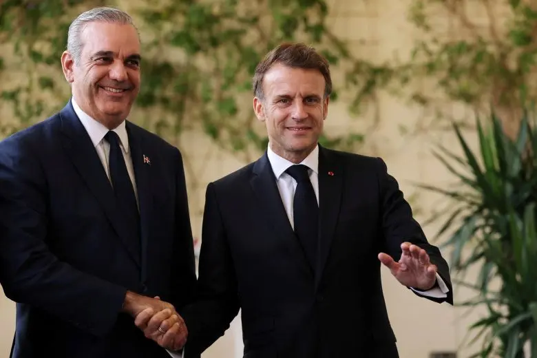 Abinader trata con presidente francés la crisis en Haití