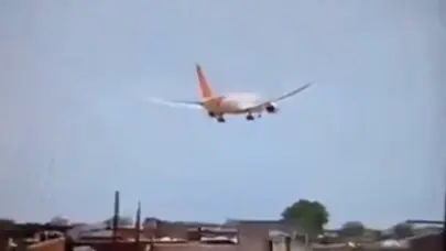 Se estrella en la India avi&oacute;n con 242 pasajeros con destino a Londres