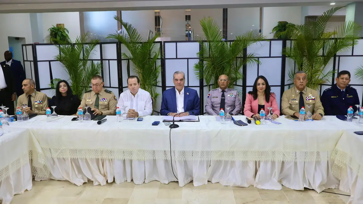 Presidente Abinader encabeza reunión de seguimiento al Plan de Seguridad Ciudadana