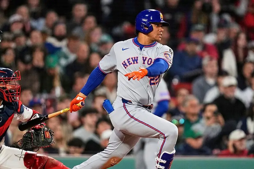 Soto castiga a los Yanquis en el duelo entre equipos de Nueva York