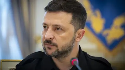 Zelenski buscará este lunes en Reino Unido nuevas medidas de presión a Rusia