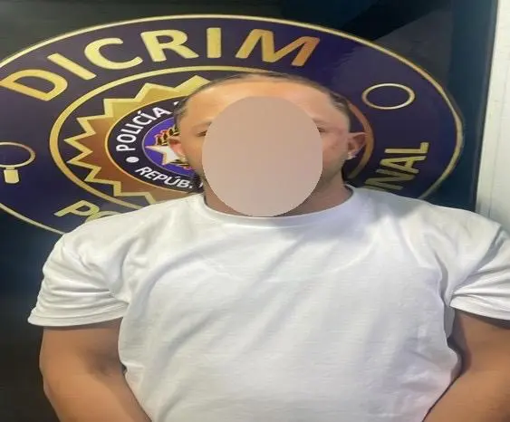 Apresan hombre en SFM por fraude de más de RD$166 mil con tarjetas sustraídas