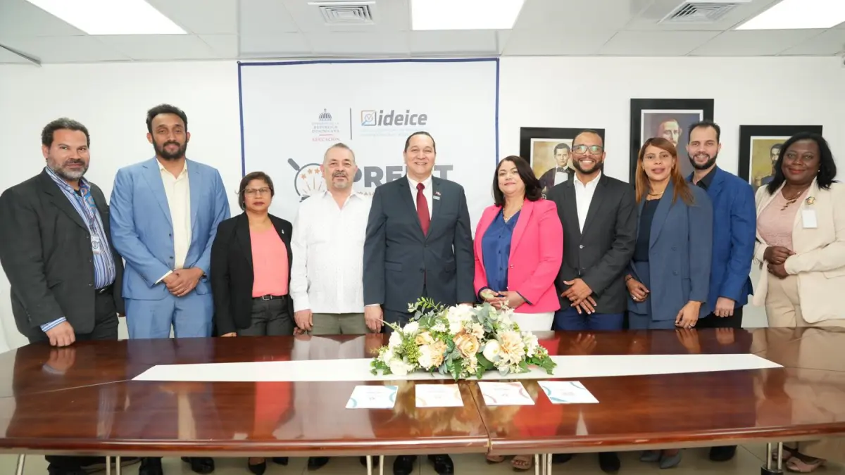 Ideice convoca a investigadores comunidad educativa a postularse al Premio Nacional a la Evaluación e Investigación Transformadora 2025