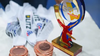 Blitz se corona campe&oacute;n en torneo de voleibol femenino Copa GBC Farmacias