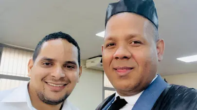 Ponen en libertad al comunicador Plácido Alcántara tras cumplir medida de coerción por amenazas