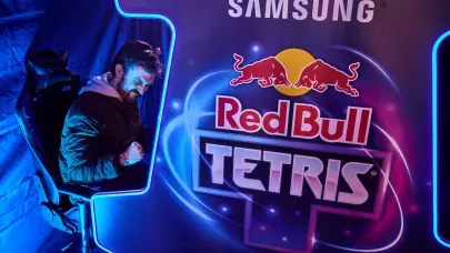 Llega Red Bull Tetris®️ a RD: arranca el torneo global con una final jugable en el cielo de Dubái