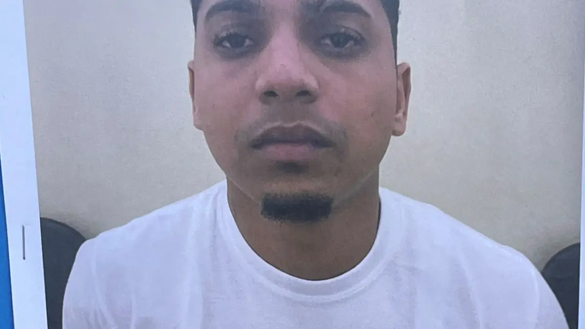 Tras publicación de la PN, se entrega acusado de ultimar un joven a tiros en SFM