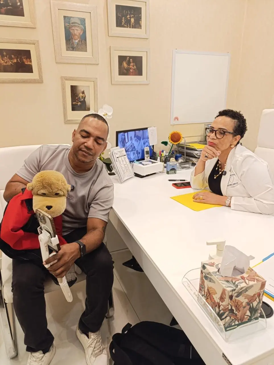Doctora Alexandra Hichez y Liondy Ozoria se unen para presentar “Salud mental con humor”