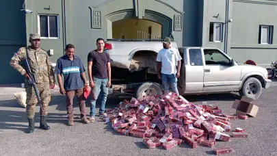 Descubren contrabando de m&aacute;s 38 mil cigarrillos ocultos entre el chasis y cama de una camioneta en Montecristi