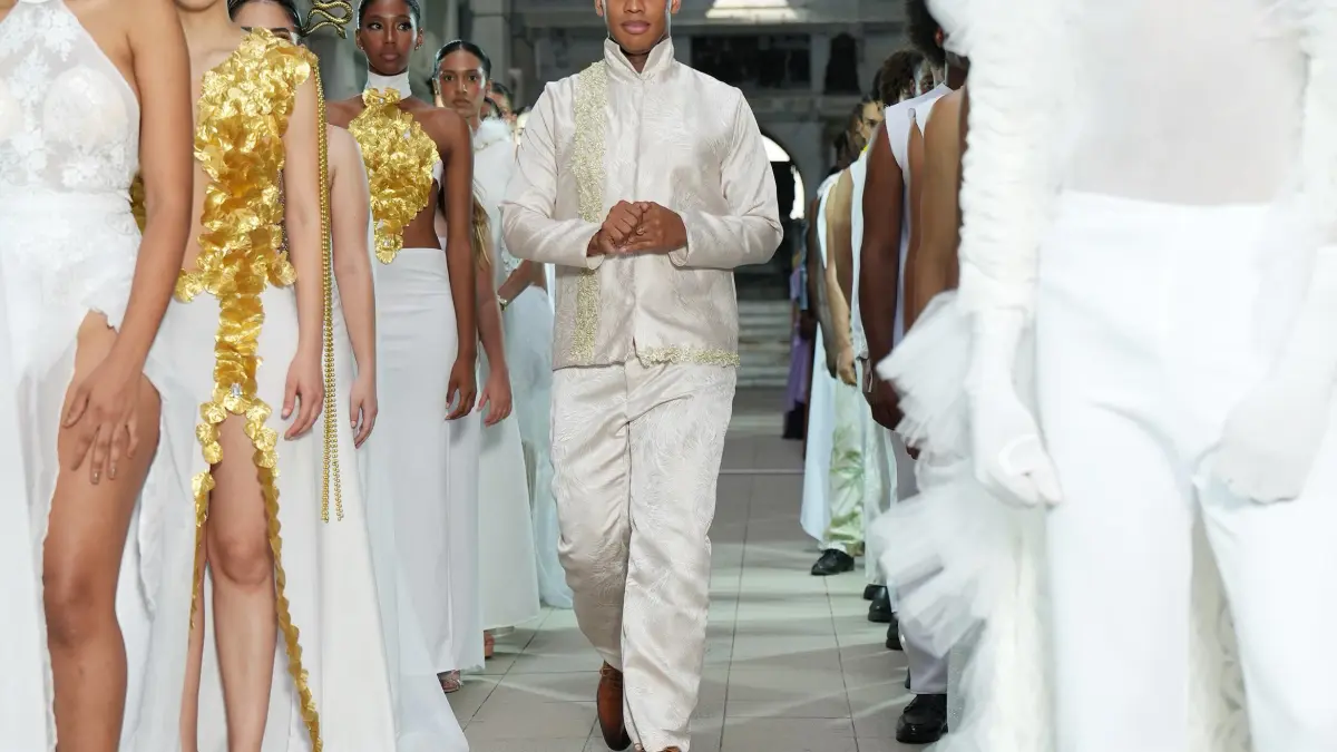 Jankovic Feliz presenta “Sunset”, una colección de alta costura inspirada en el atardecer