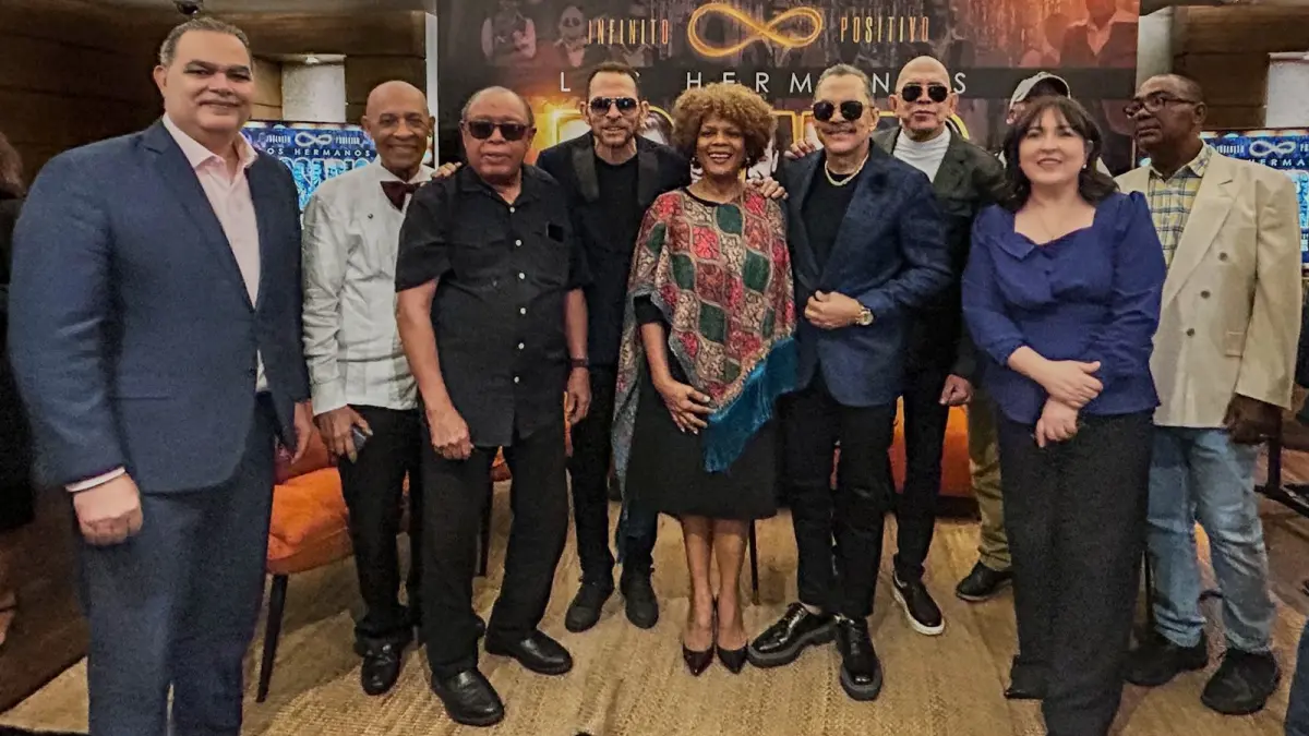 Los Hermanos Rosario presentan su álbum “Infinito Positivo” en una noche llena de swing y emoción