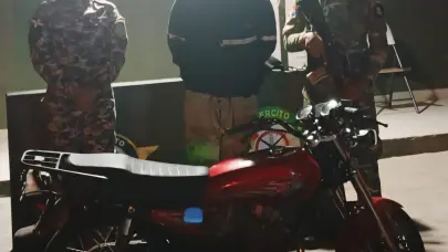 Ejército detiene hombre intentaba robar paneles solares en una finca en Santiago Rodríguez