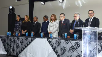 Hospital Materno Dra. Evangelina Rodríguez gradúa 21 especialistas materno-infantil
