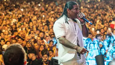 Omega brilla en el Alien Sound Festival de Italia ante m&aacute;s de 20 mil personas