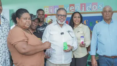 Jornada asistencial lleva esperanza y bienestar a Arroyo Dulce, en Barahona