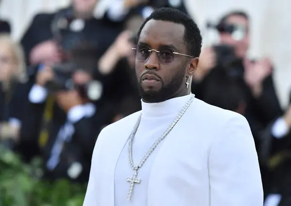 Sean ‘Diddy’ Combs se arrodilla en el juicio tras ser absuelto de los cargos más graves: “Voy a casa”
