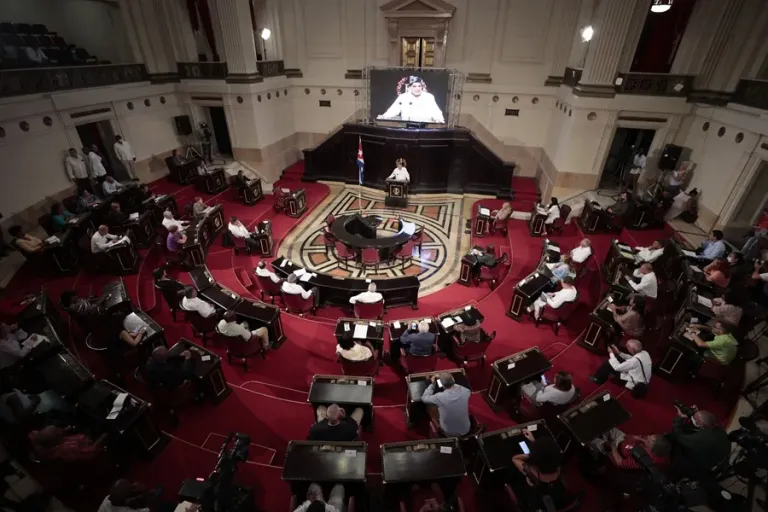 El parlamento cubano aprueba el cambio de sexo por solicitud personal