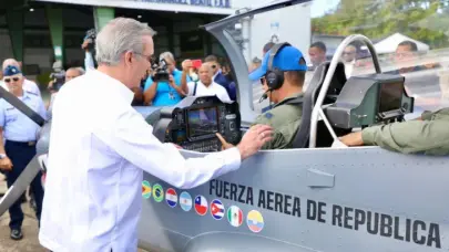 Abinader supervisa avance en el ensamblaje de aeronaves en el país