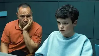 "Adolescencia" rompe récord en los Emmy con 13 nominaciones y destaca a Owen Cooper como el actor más joven en su categoría