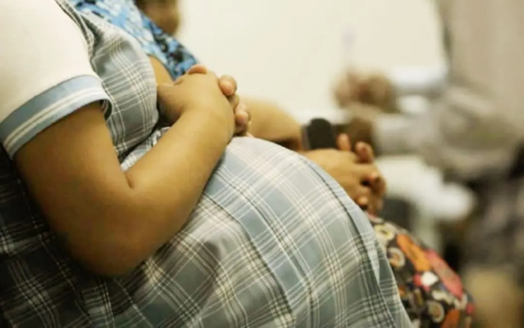 CONANI exhorta a cambiar patrones culturales que normalizan las uniones tempranas y los embarazos en adolescentes en RD
