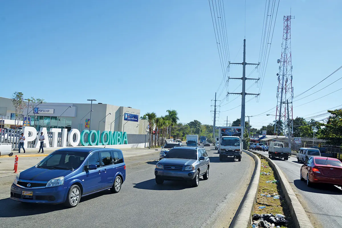 Residentes de la República de Colombia piden soluciones viales urgentes mientras avanza proyecto