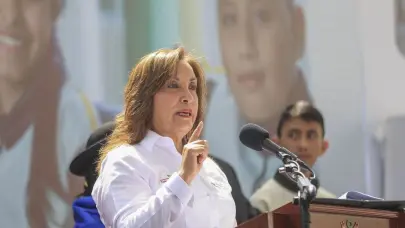 Boluarte rompe silencio con la prensa, pero advierte que no responderá temas personales