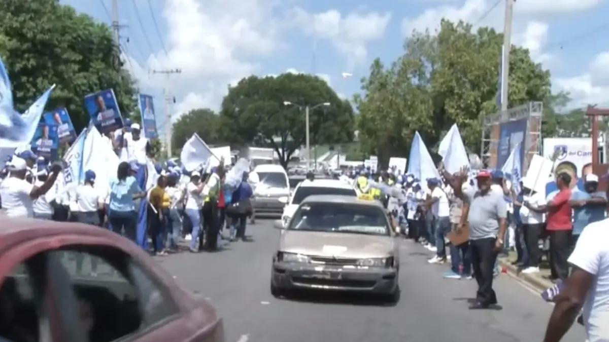 Rosario Espinal a Abinader: Él tiene que tener mucho cuidado con lo que va a hacer en su partido