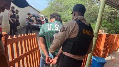 Montecristi: Allanamientos contra el microtráfico dejan cinco detenidos con drogas, armas y dinero en efectivo