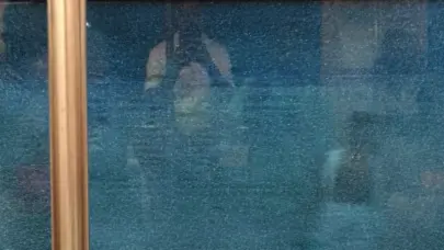 Reportan vidrio agrietado en vag&oacute;n del Metro en la L&iacute;nea 1