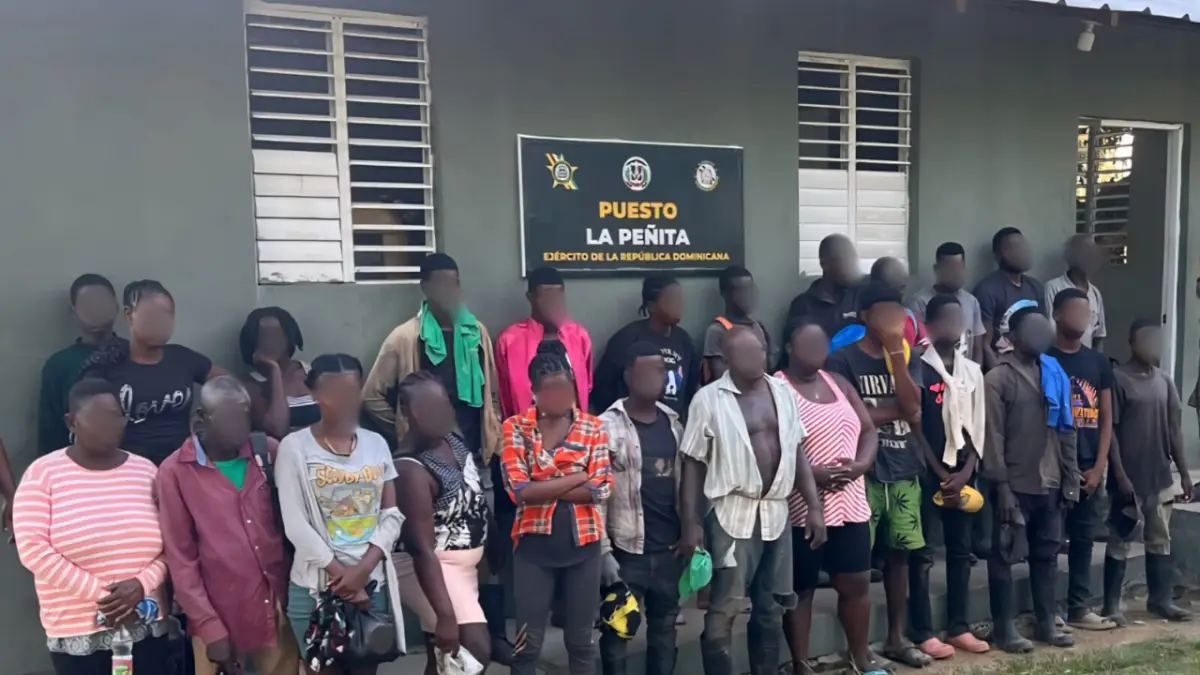 Capturan 42 indocumentados al intentar evadir controles en Montecristi y Santiago Rodríguez