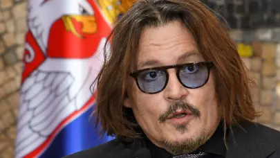 Johnny Depp rompe el silencio sobre su infancia: "Mi madre me ense&ntilde;&oacute; c&oacute;mo no criar a mis hijos"