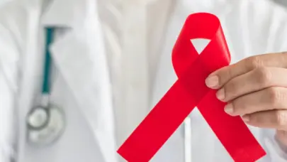 ONU advierte que recortes de EE.UU. podr&iacute;an resultar en 4 millones de muertes por sida para el 2030