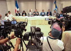 Clústeres Turísticos del Sur se reúnen en Congreso con senadores de la región