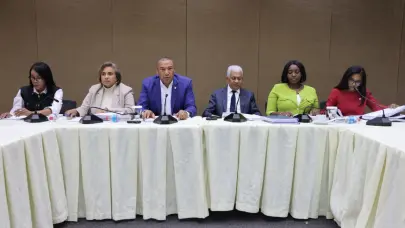 Comisión Bicameral estudia Código Penal se declara en sesión permanente