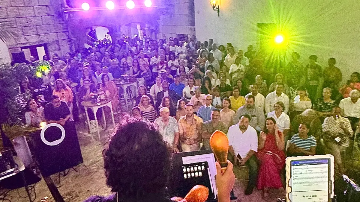 Manerra celebra a Victor Victor a casa llena