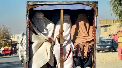 CPI emite &oacute;rdenes de arresto contra dos dirigentes talibanes por persecuci&oacute;n de las mujeres