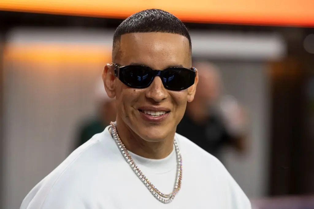 Daddy Yankee vuelve a la música con su nuevo tema Sonríele