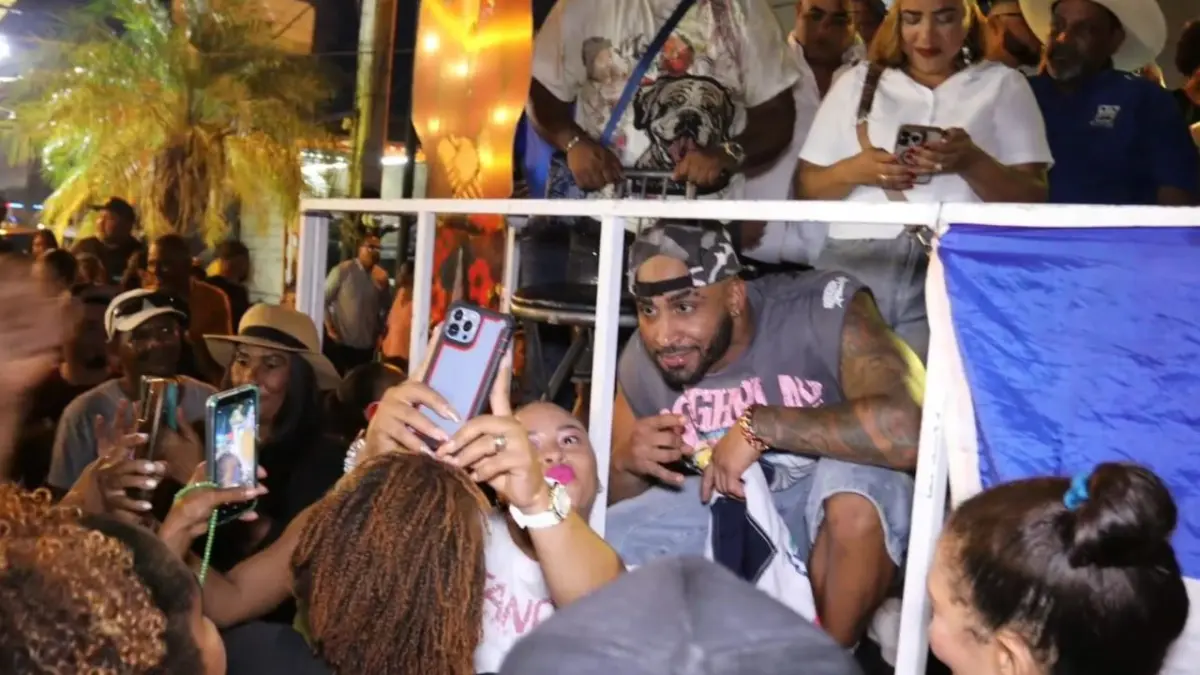 Dajabón recibe con fiesta a “Caramelo” ganador de La Casa de los Famosos All Stars
