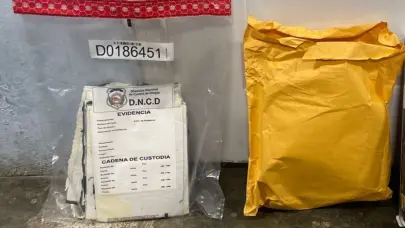 DNCD incauta 18 láminas de cocaína camufladas en cuadros de cartón