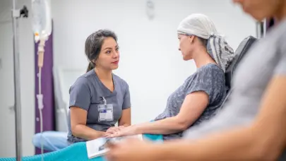 Italia establece respaldo legal para empleados con cáncer: mantendrán su puesto por dos años