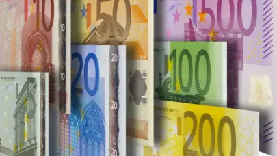 El euro sigue por debajo de 1.17 d&oacute;lares ante las tensiones entre la Uni&oacute;n Europea y Estados Unidos